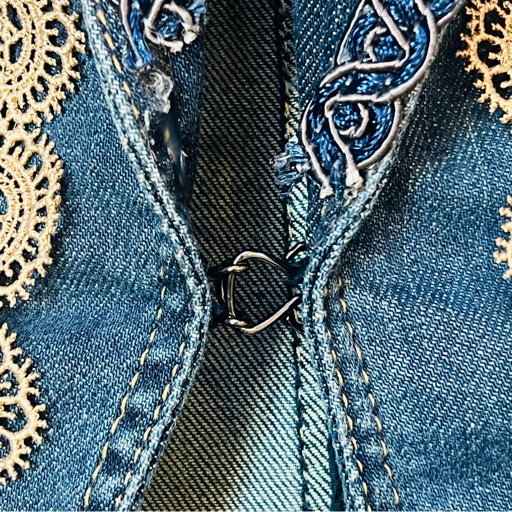 Upcycled Denim Jean Vest OOAK Coldwater Creek Denim BOHO Chic EUC Sz‎ L/XL - Picture 6 of 11